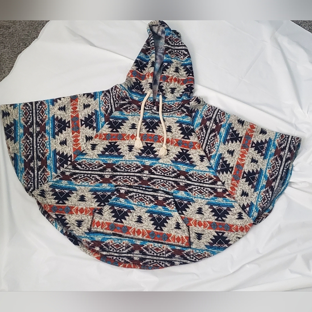 BOHO Mid Cropped Poncho